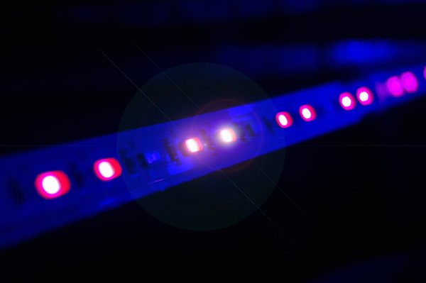 Éclairez votre chambre grâce aux rubans LED