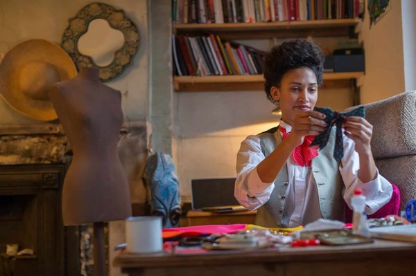 Bras libre sur une machine à coudre : qu'est ce que cela veut dire ?